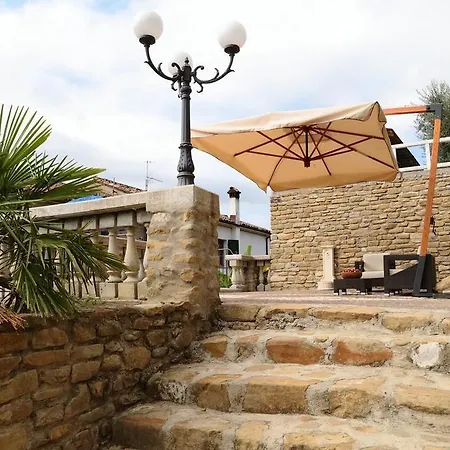 Lejlighed Re Piano