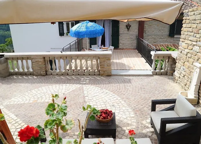 Apartment Re Piano Modigliana