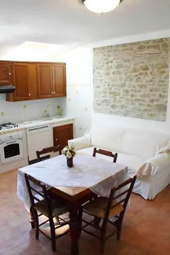 Re Piano Apartman